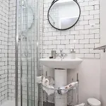 Appartement Elegant - 3br-8p - Gare De L'est Paris