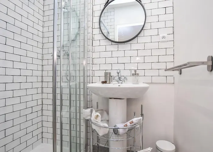 Apartament Elegant - 3br-8p - Gare De L'est Paryż