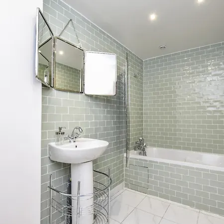 شقة Elegant - 3br-8p - Gare De L'est *